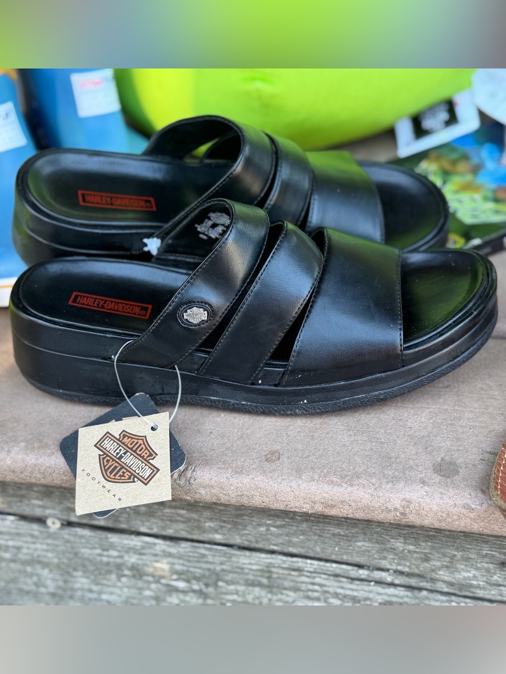 Vintage Y2K Harley-Davidson Black Triple-Strap Slide Sandals. Damaged. Sz 9.5